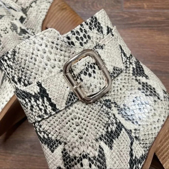 Sam Edelman Leonia Snakeskin Embossed Buckle Ankle Zip Boots - Picture 5 of 11